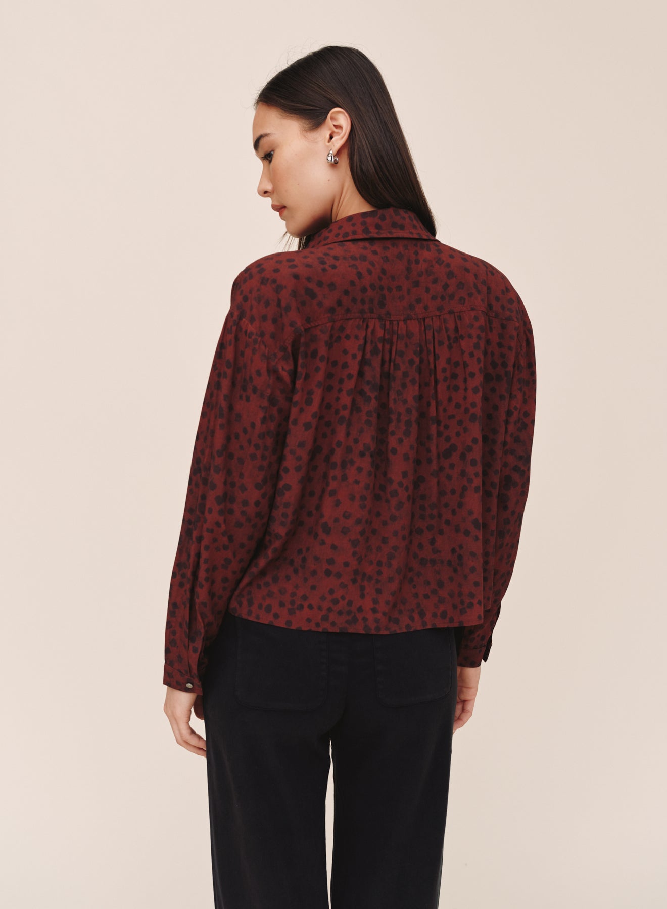 *COMING SOON* DOTTED FLOWY PULLOVER PLACKET SHIRT