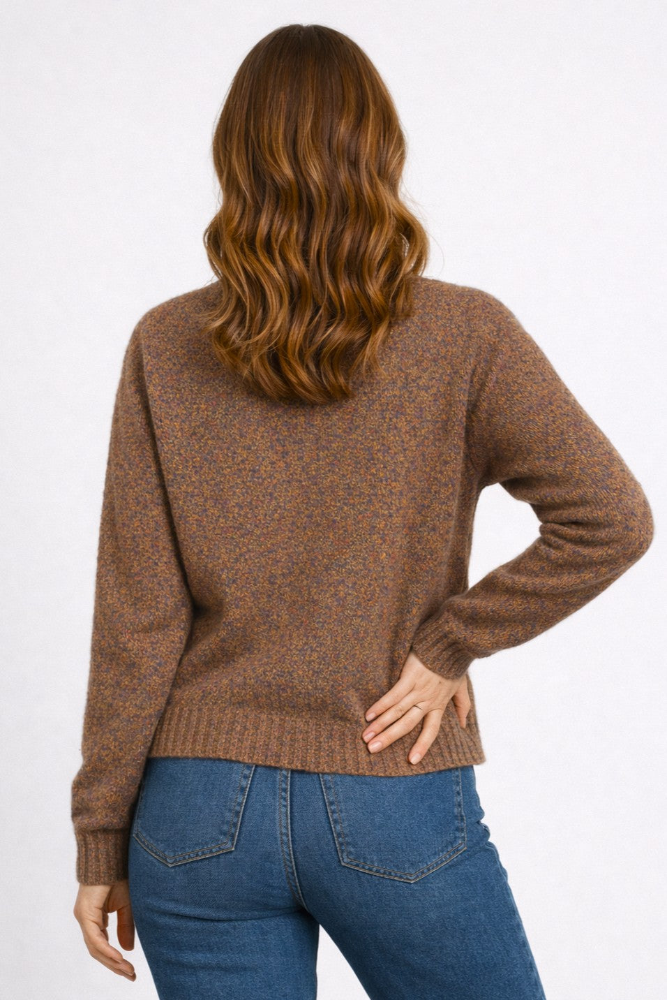 V-NECK CARDIGAN