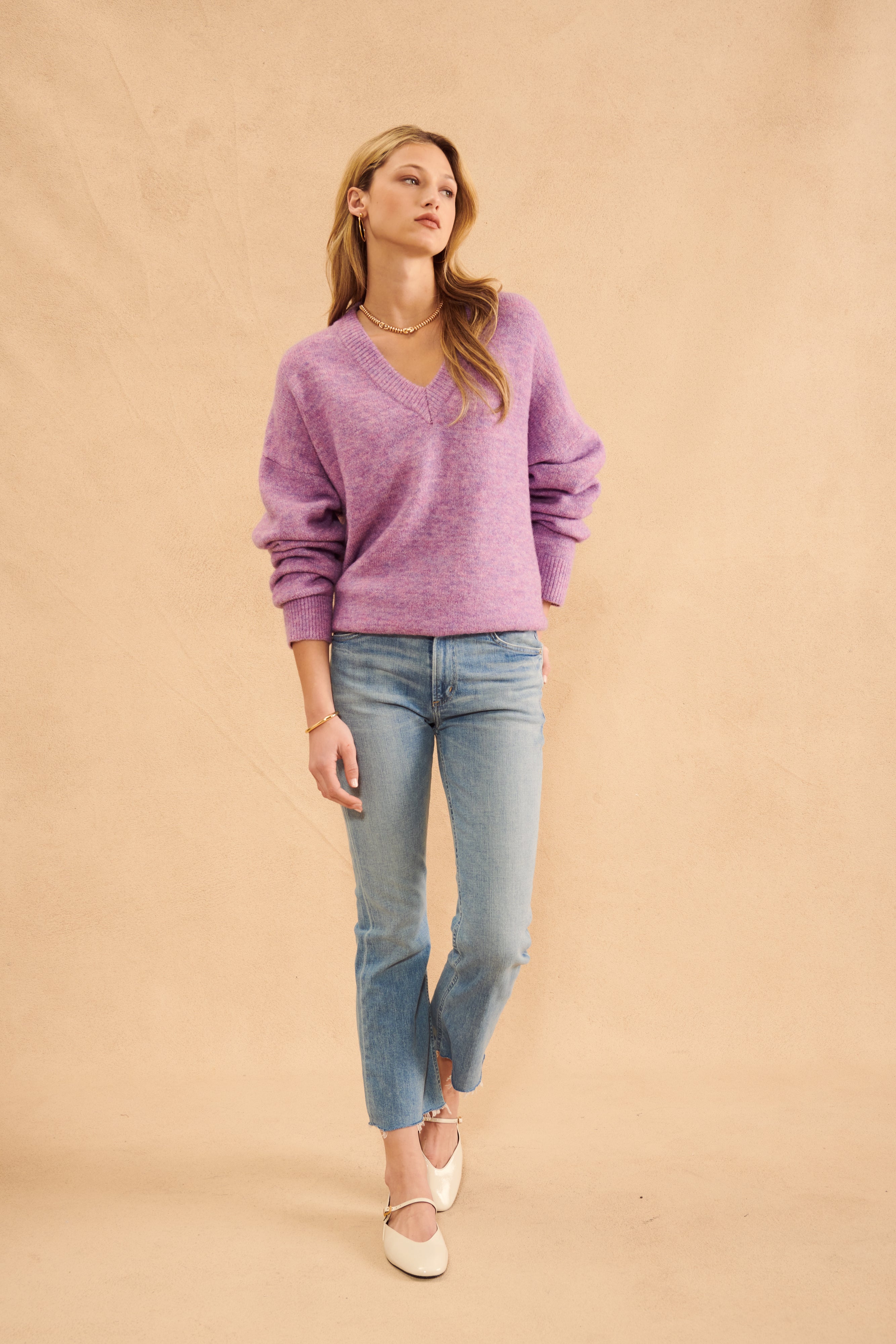 CHARLIE OVERSIZE V-NECK SWEATER