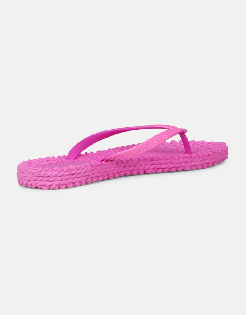 single ilse jacobsen flip flop in glitter pink, shown from the back