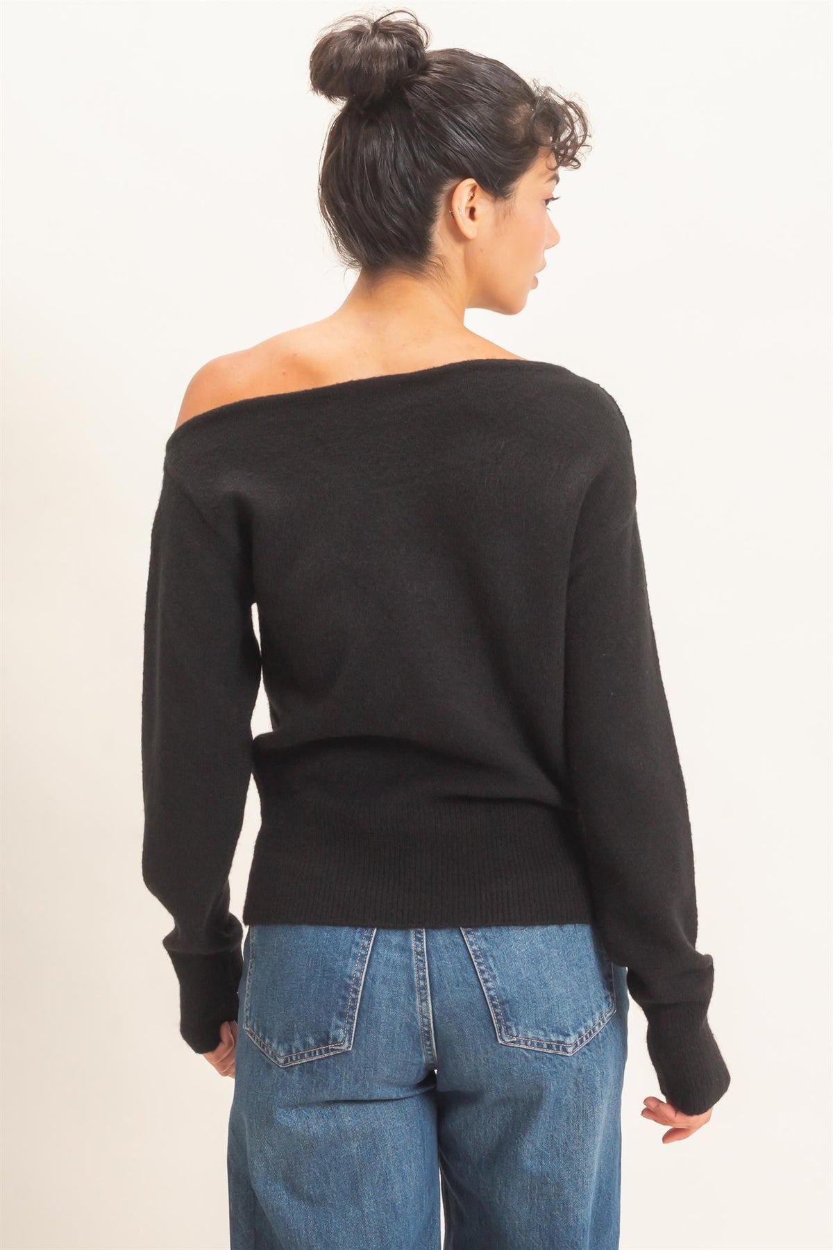 OFF THE SHOULDER SWEATER