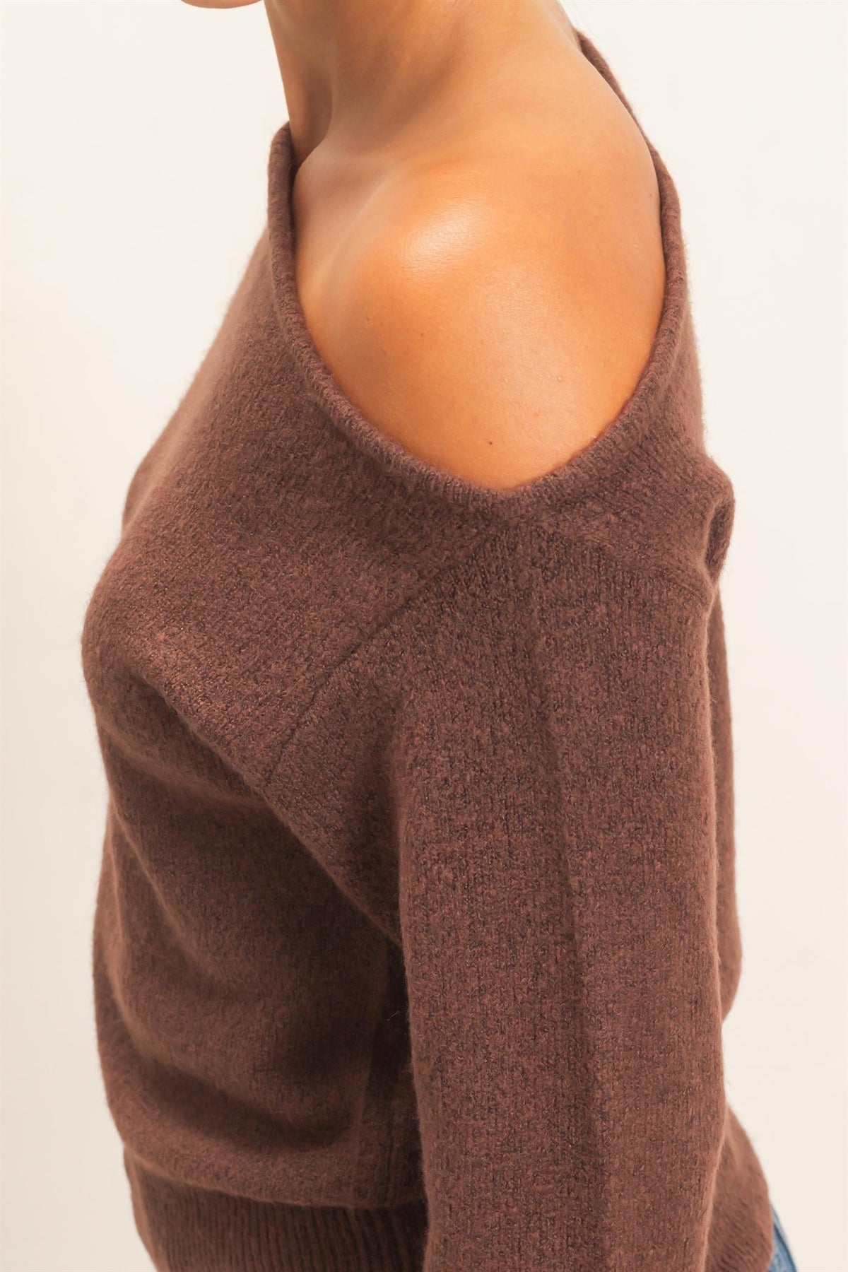 OFF THE SHOULDER SWEATER