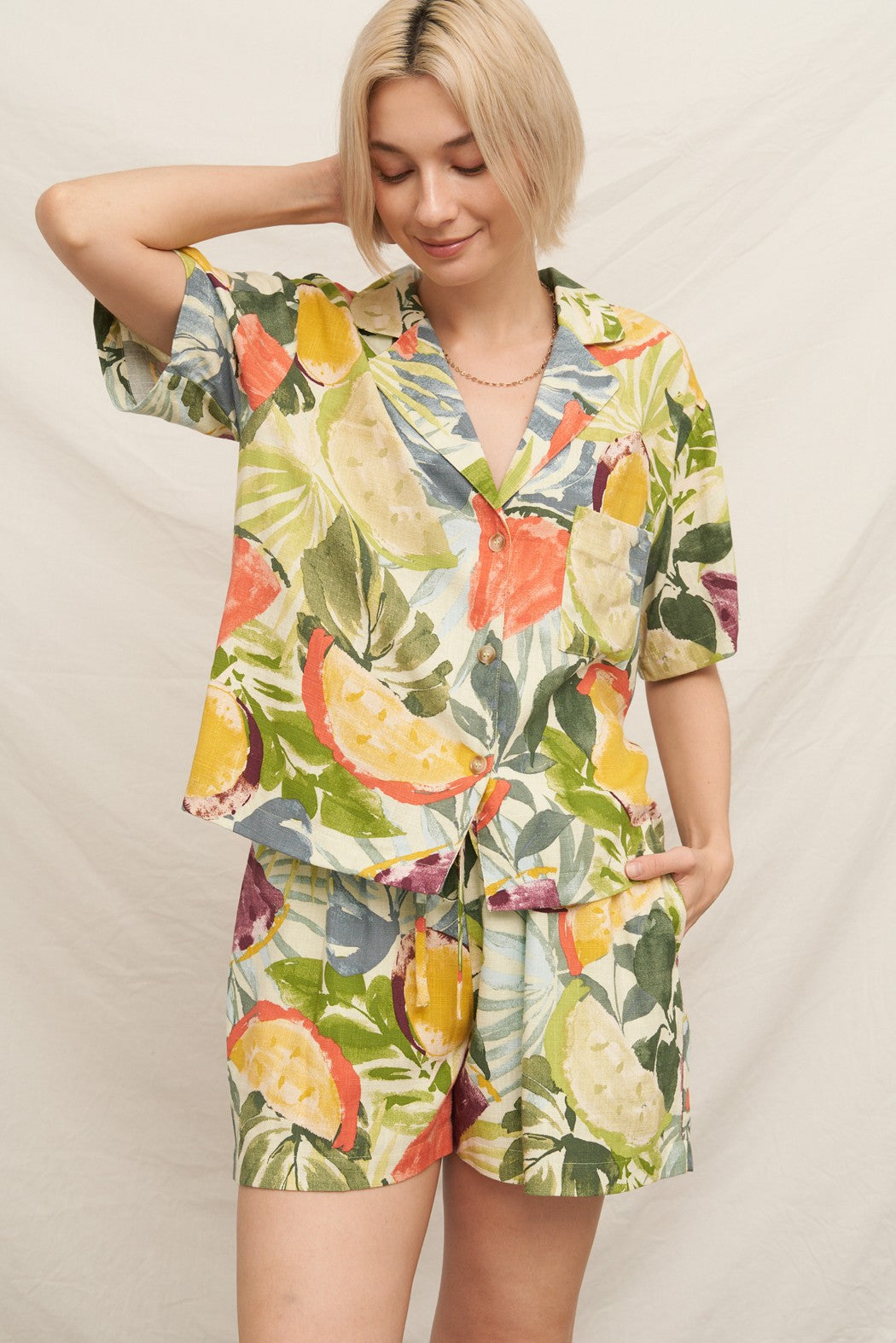 TROPICAL CITRUS NOTCH COLLAR SHORT SLEEVE SHIRT