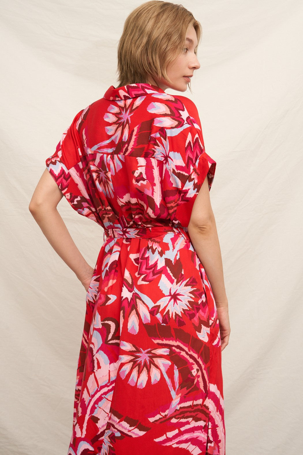 BOLD BOTANICAL SHORT SLEEVE MAXI SHIRT DRESS