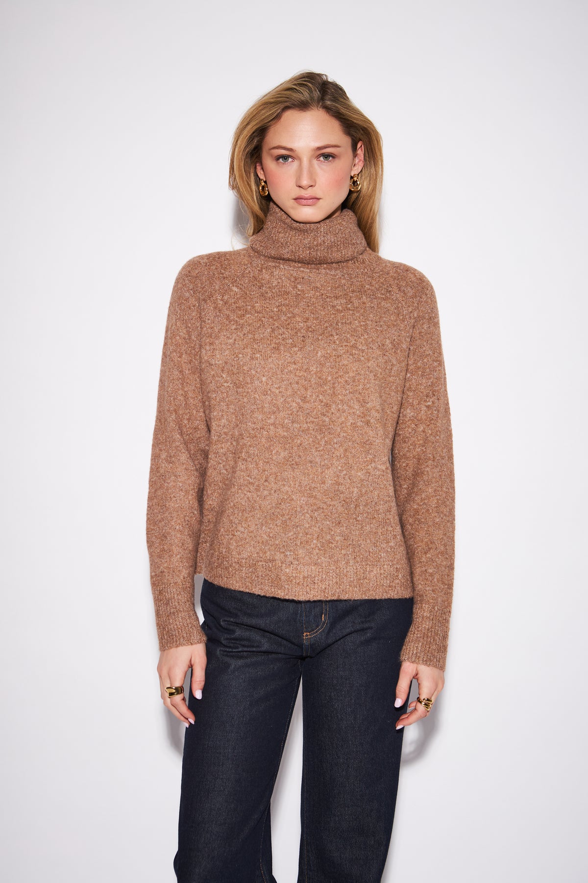 EMMETT SLOUCH NECK SWEATER