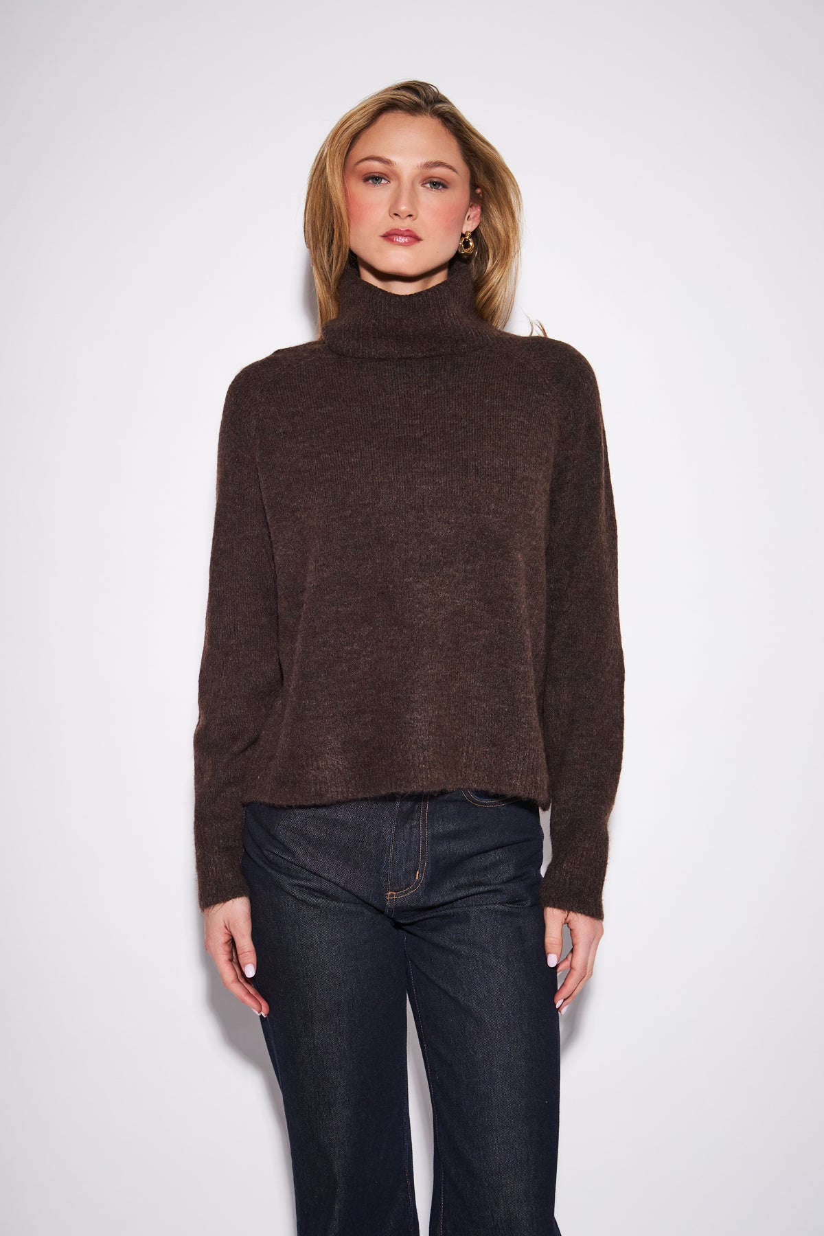 EMMETT SLOUCH NECK SWEATER