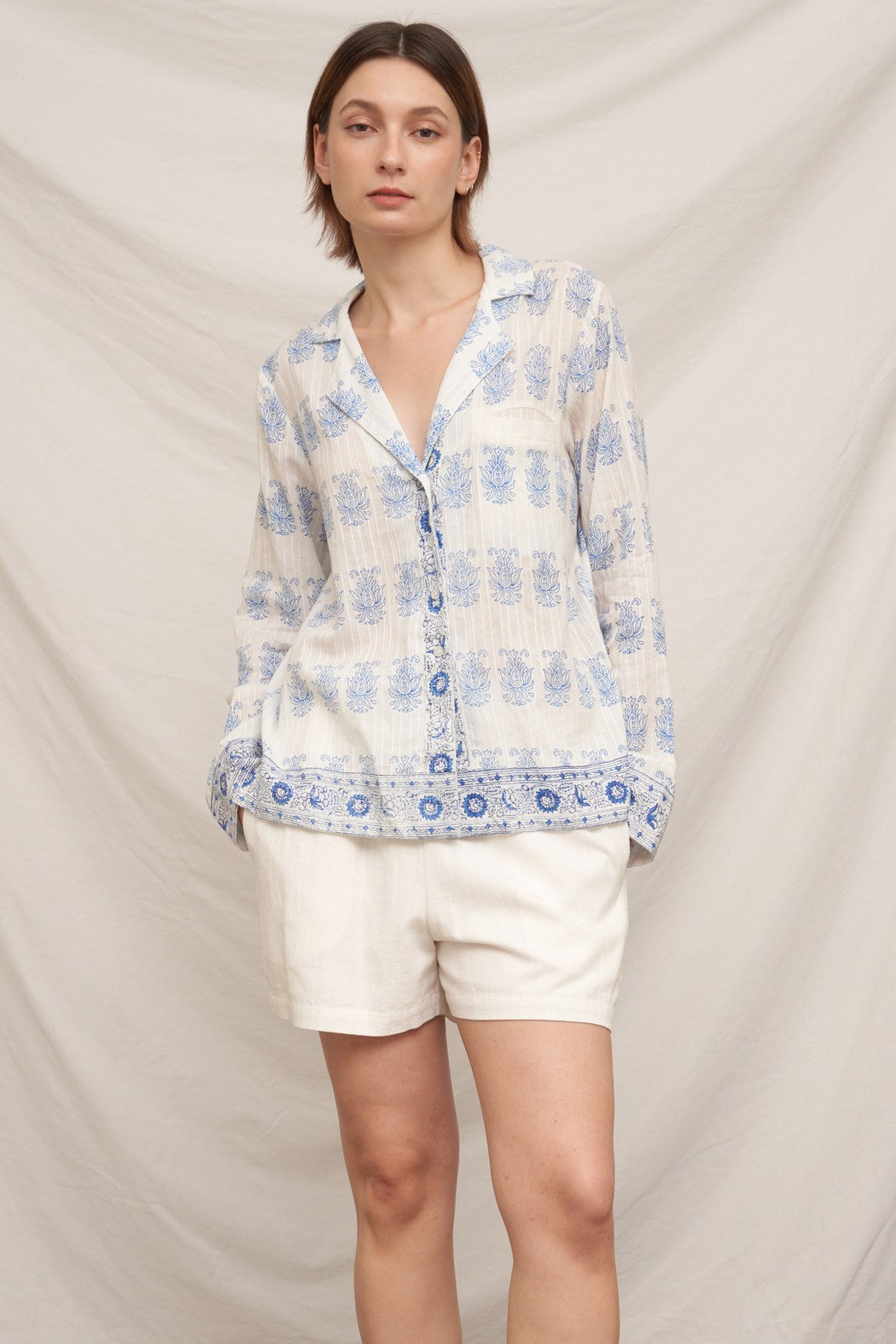 EMBROIDERED ACCENT DAMASK LONG SLEEVE SHIRT