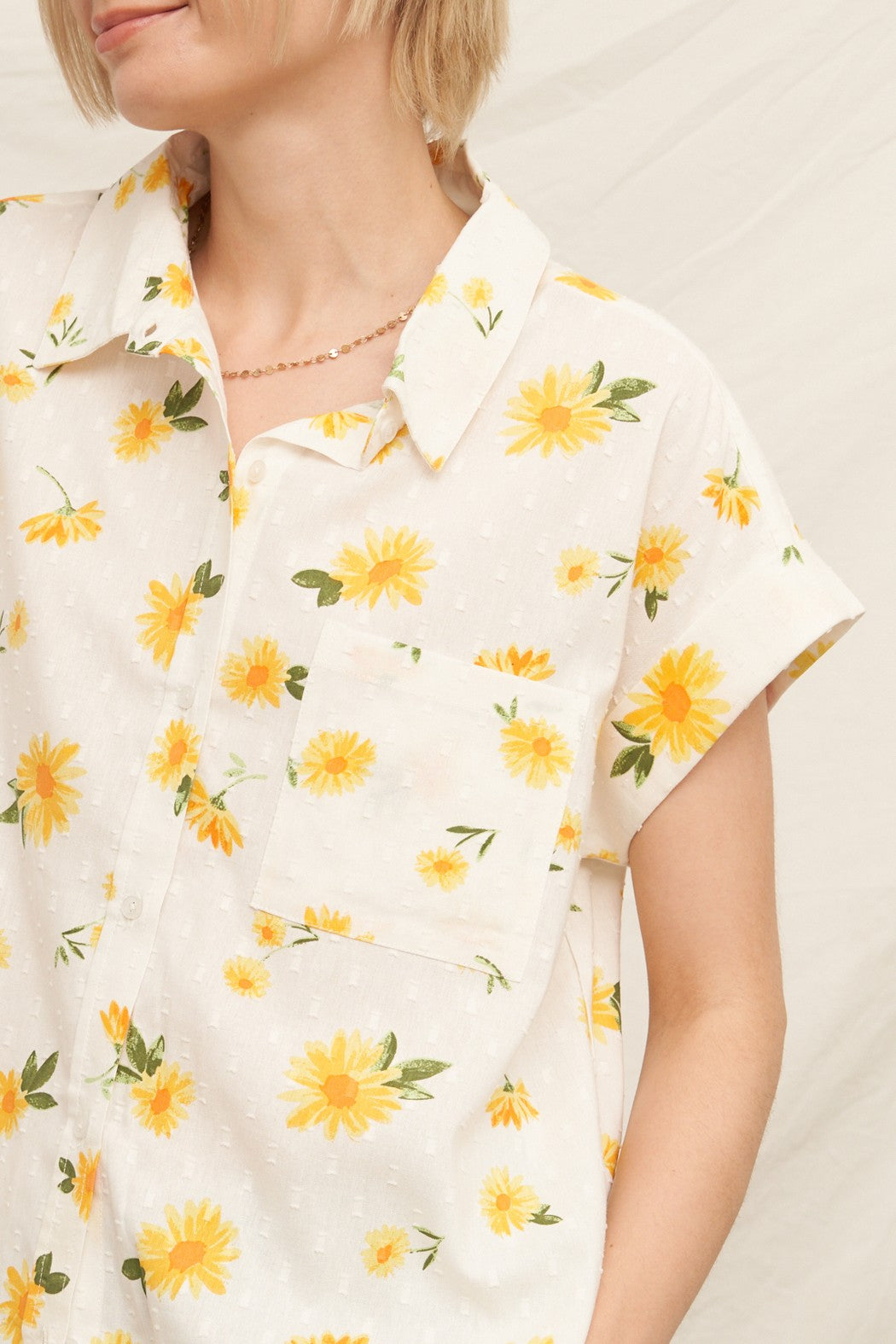 FLORAL PRINT TUFTED SHORT SLEEVE SHIRT
