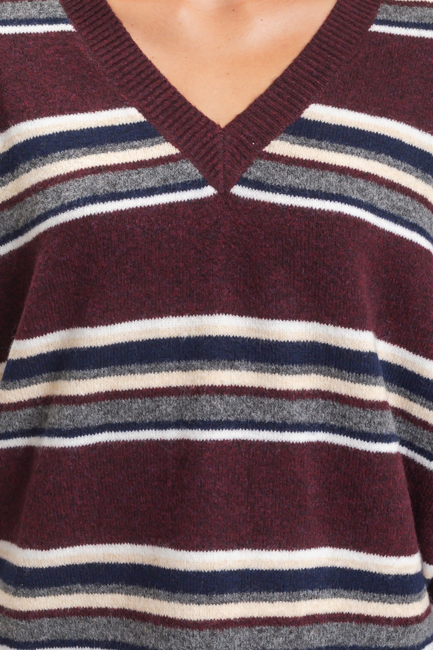 STRIPED OVERSIZE V-NECK SWEATER