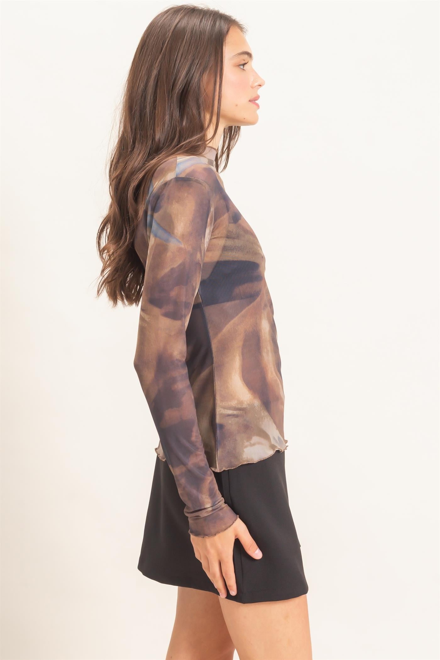 MARBLED RUFFLE NECK MESH TOP