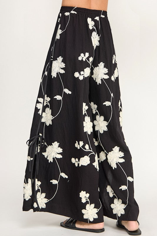 EMBROIDERED FLORAL SIDE TIE PANTS