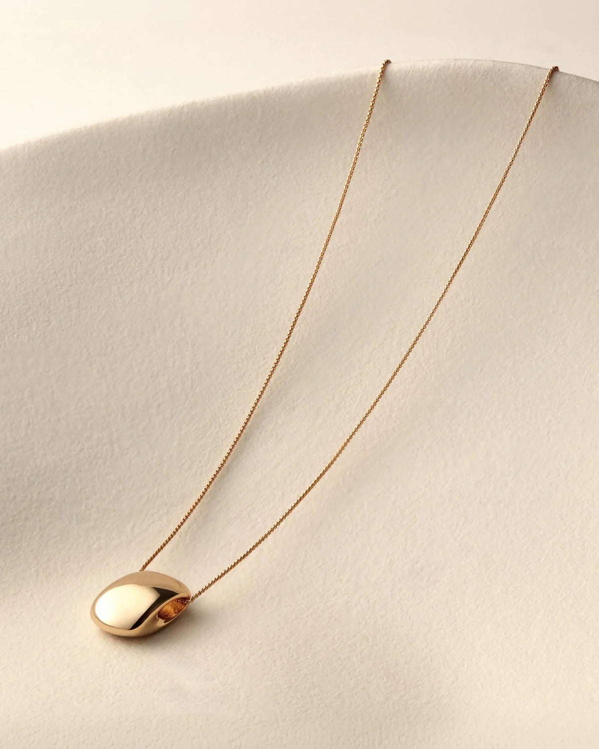 LEON PENDANT