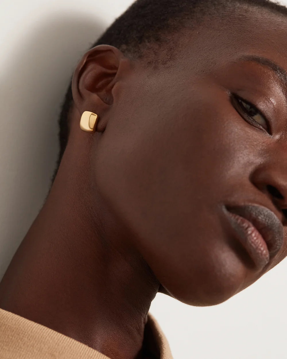 MINI TATE EARRING
