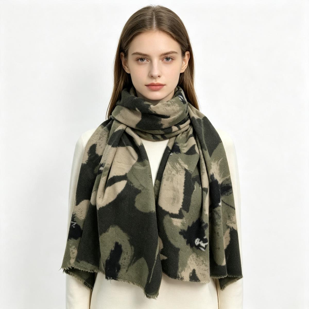 SOFT FOCUS FLOWERS SCARF