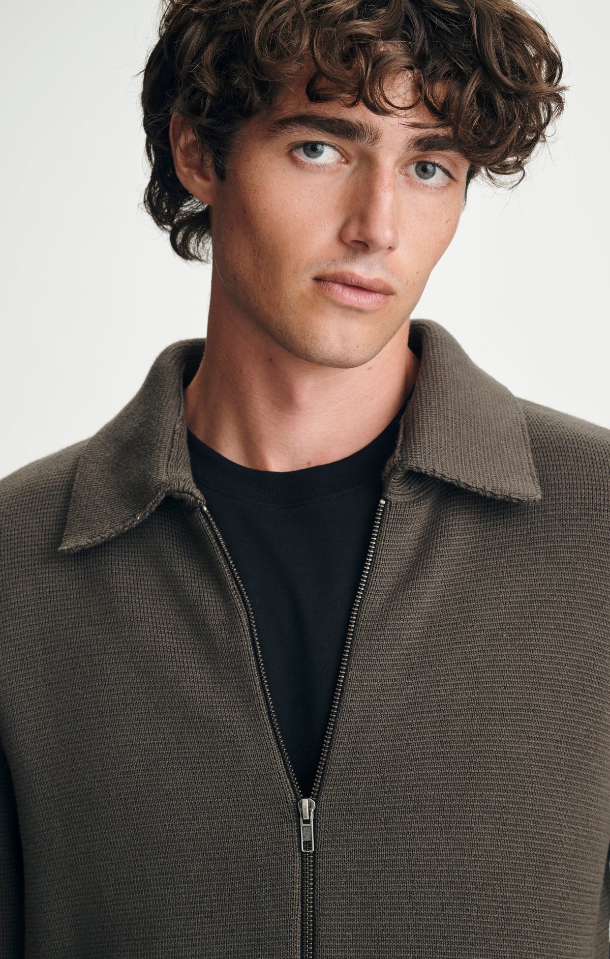 FULL ZIP SWEATER