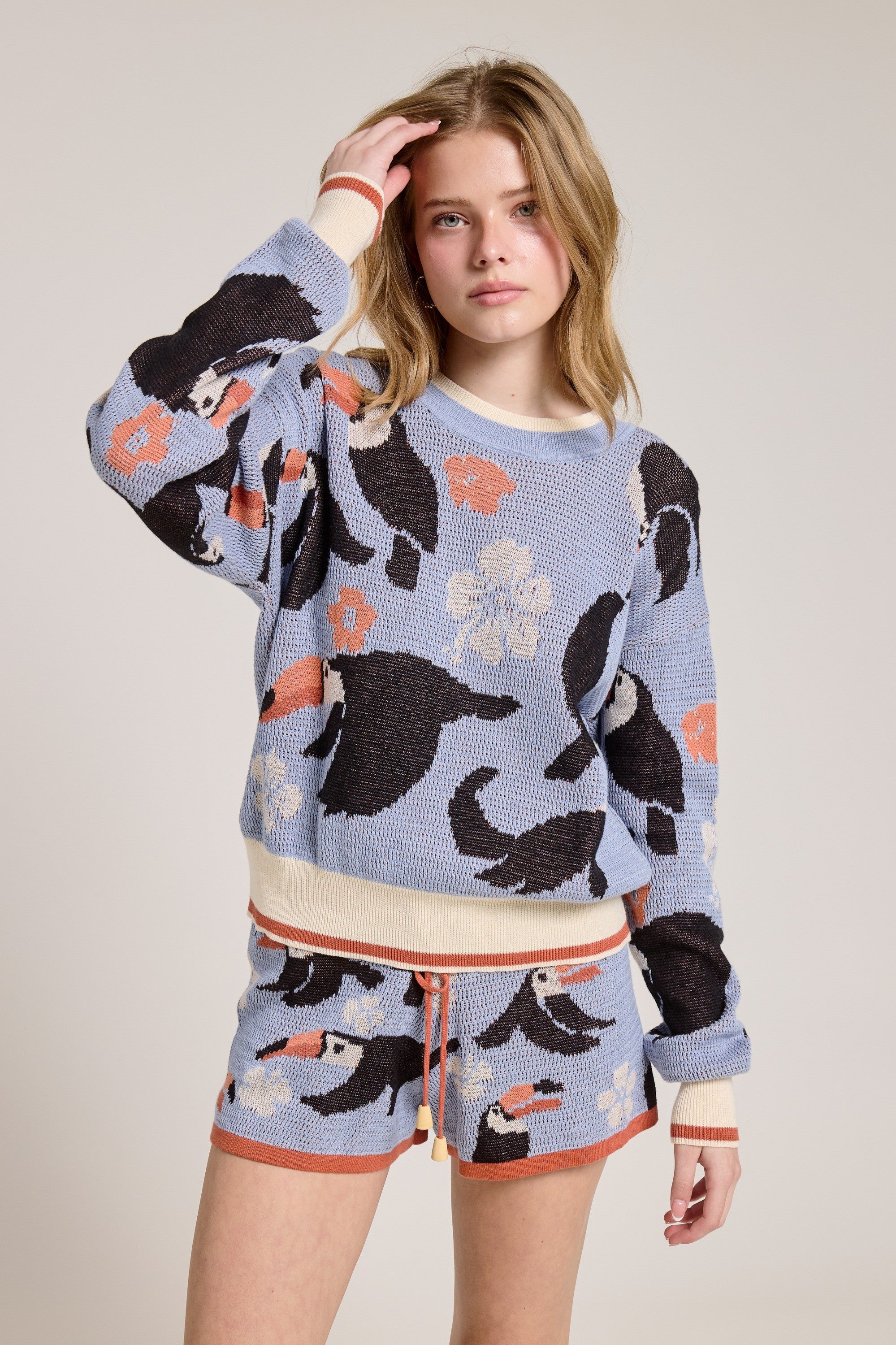 TOUCAN SWEATER