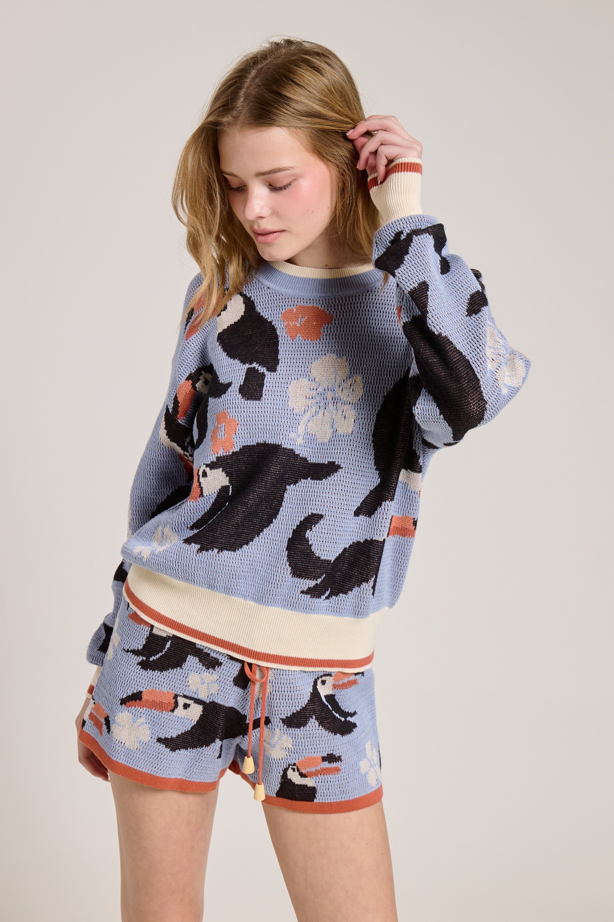TOUCAN SWEATER