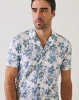 SHORT SLEEVE TROPICAL FLORAL CAMP COLLAR SHIRT