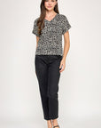 LEOPARD V-NECK TEE