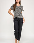 LEOPARD V-NECK TEE