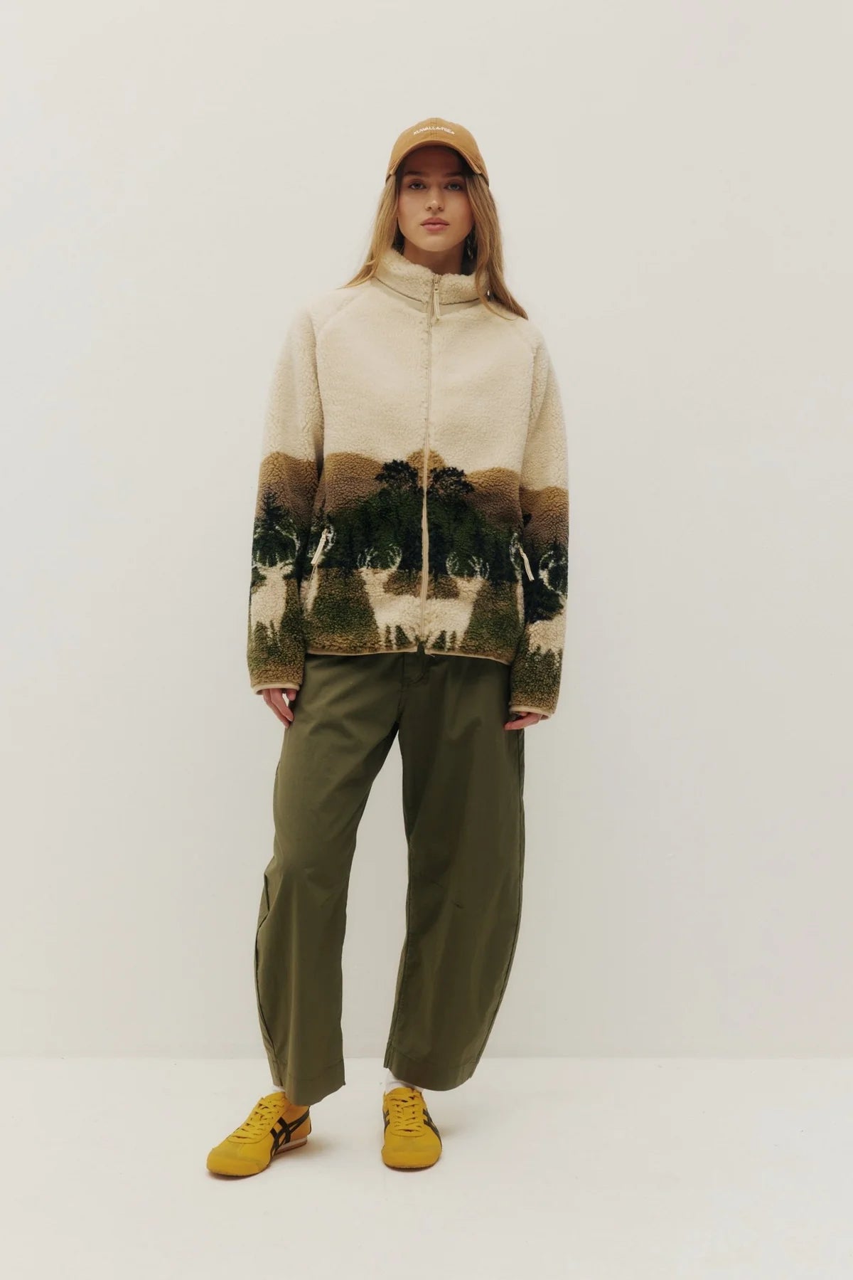 ELK WILDLIFE SHERPA JACKET