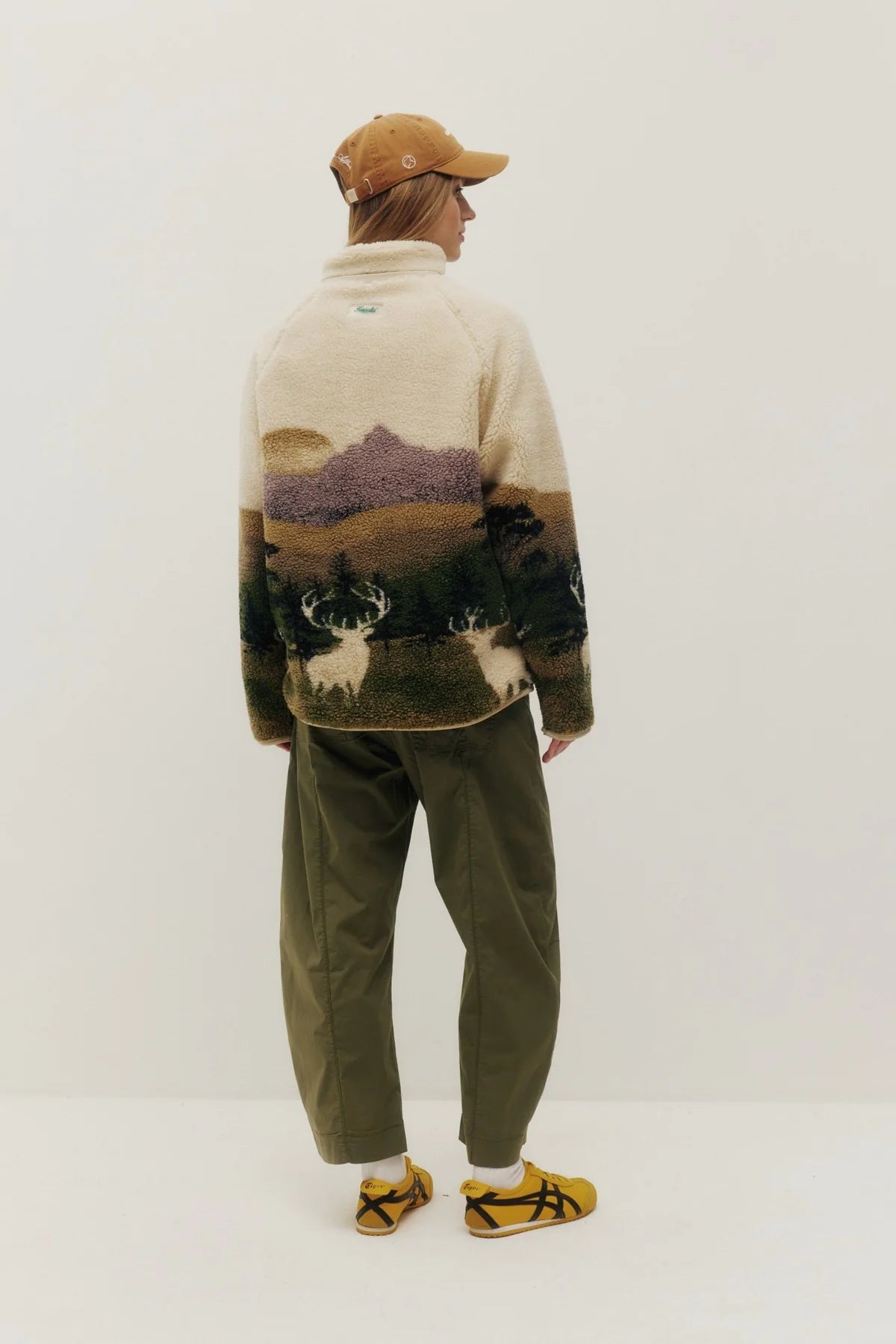 ELK WILDLIFE SHERPA JACKET