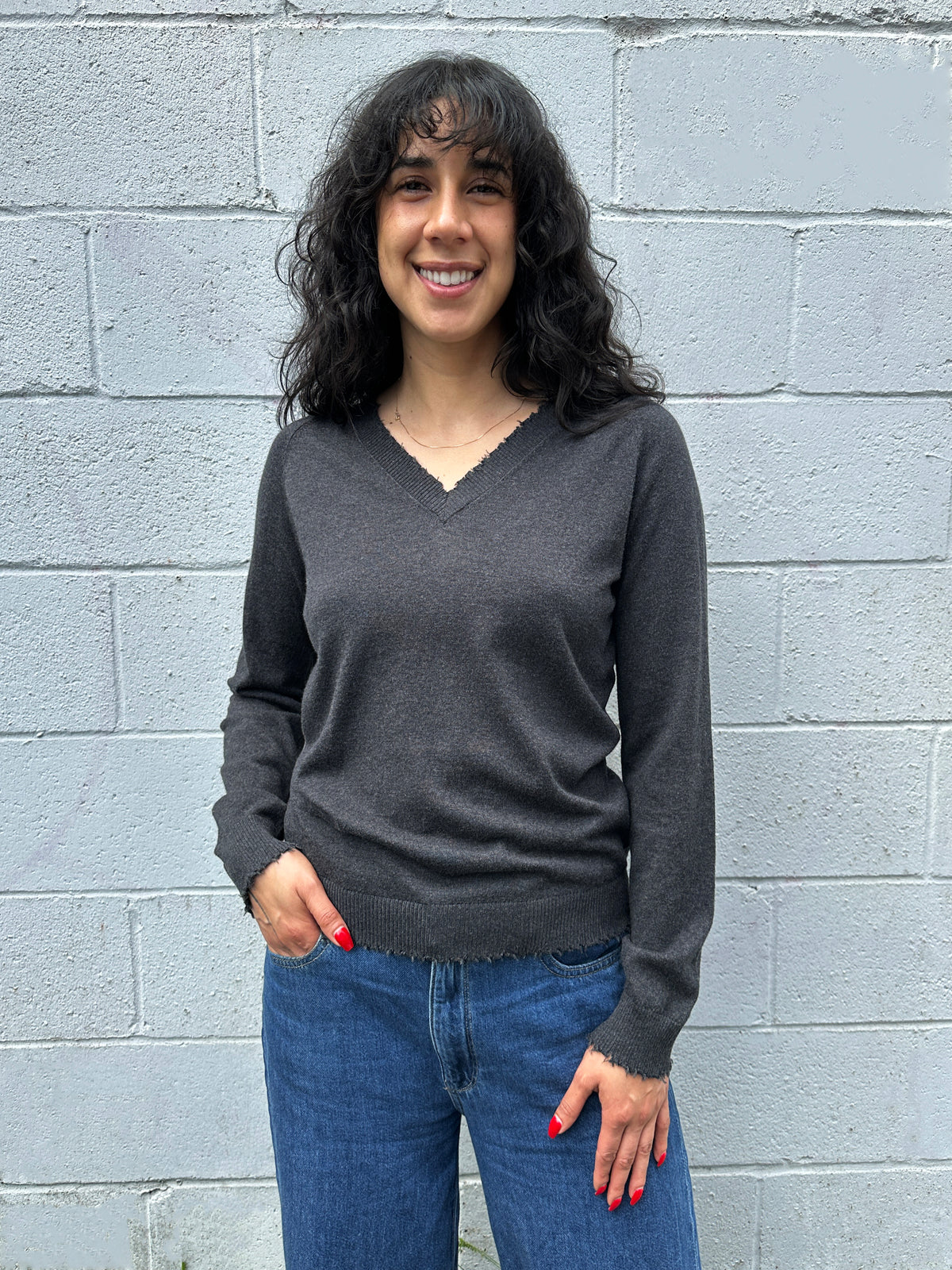 COTTON CASHMERE FRAY EDGE V-NECK SWEATER