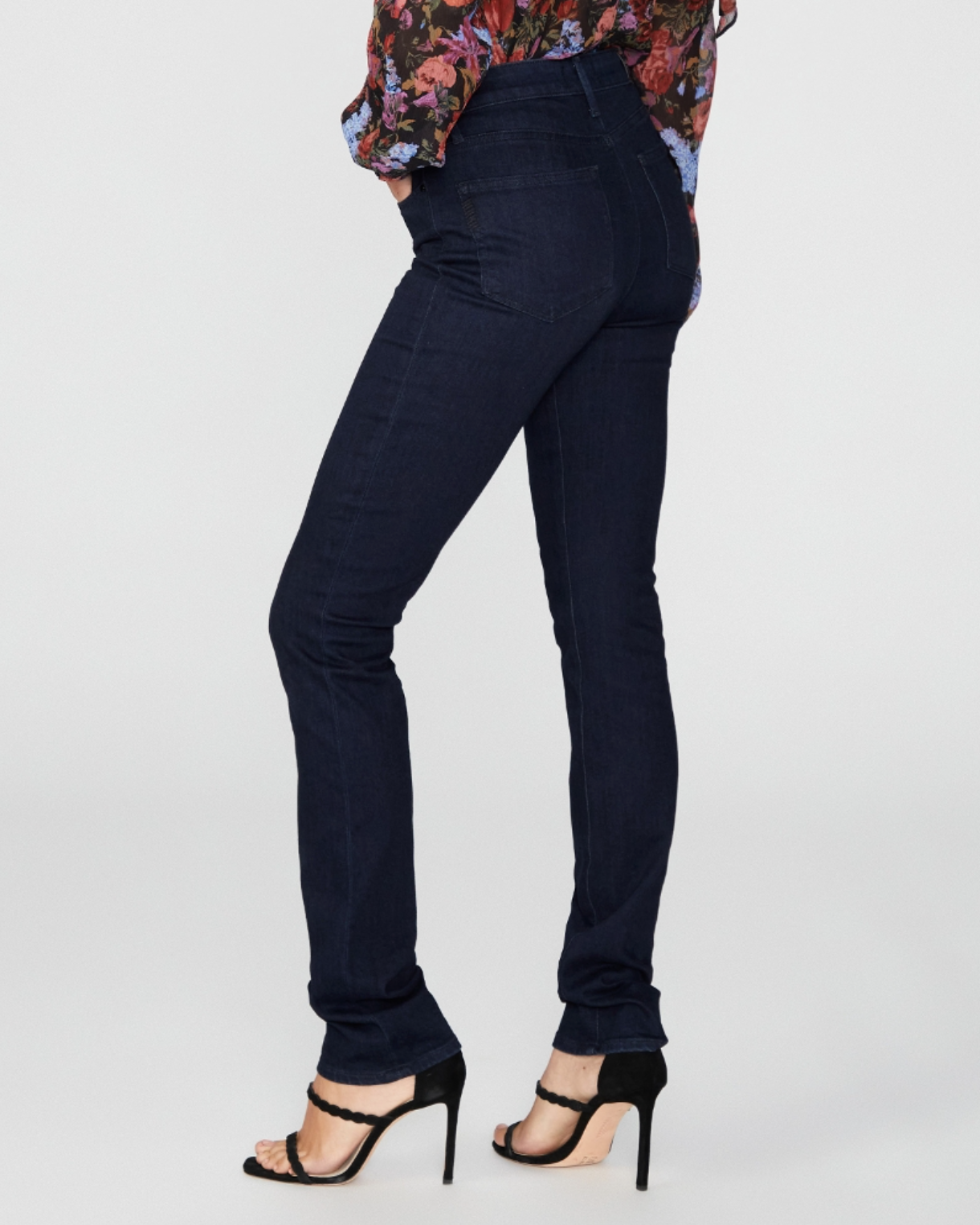 waist down side view of the hoxton high rise straight from paige in fidelity blue
